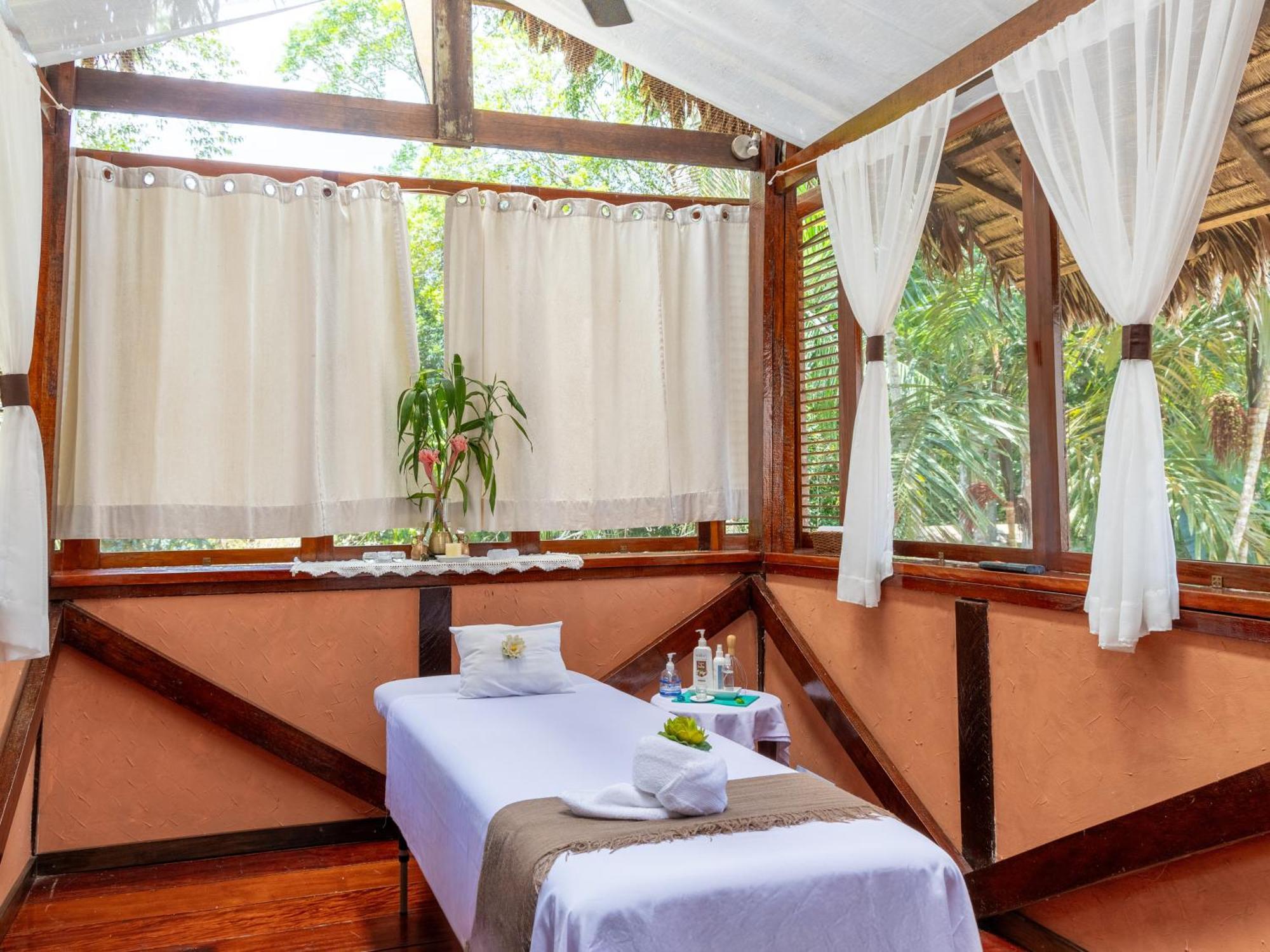 Refugio Amazonas Lodge Tambopata Екстериор снимка